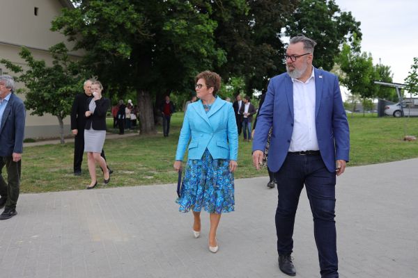 szucs-galeria-240503-str-25925E772C-5720-5E74-13EB-6134B37ED82E.jpg