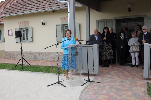 szucs-galeria-240503-str-3790E9CC8B-6DA3-D797-083B-4A6ACF98AF4C.jpg