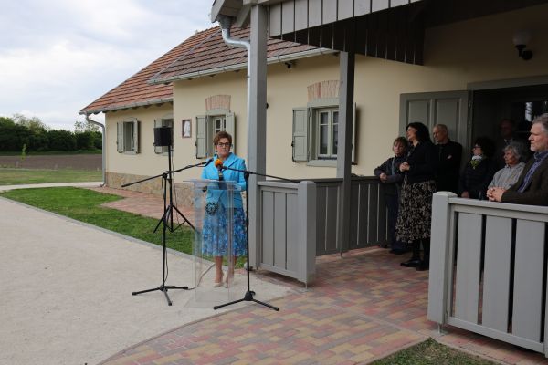 szucs-galeria-240503-str-475E91F50D-6AC7-6A79-15E7-8219102AFCFC.jpg