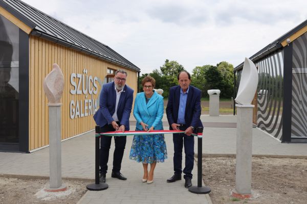 szucs-galeria-240503-str-87jpgB0B46D90-B07F-2368-F978-A474861254E1.jpg