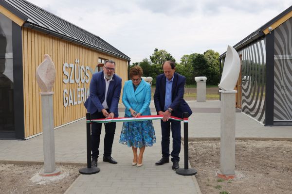 szucs-galeria-240503-str-88jpg2FE01EE1-F8A4-DE69-0C29-B20925E978B2.jpg