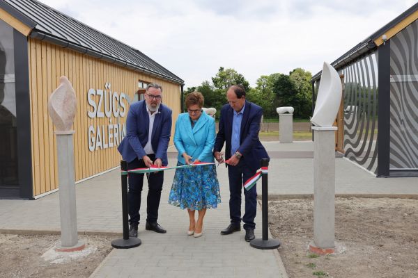szucs-galeria-240503-str-90jpg57024B1E-8B54-8746-06F4-AD42679DB2BD.jpg