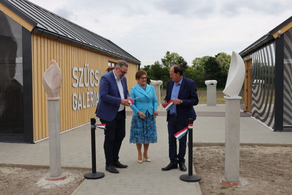 szucs-galeria-240503-str-94jpgE74A1C74-5625-DB07-EF3A-780704058764.jpg